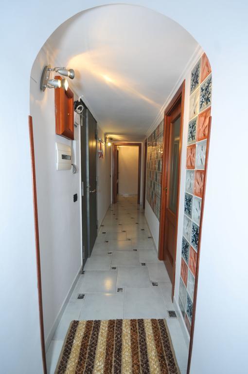נאפולי Welcome House מראה חיצוני תמונה